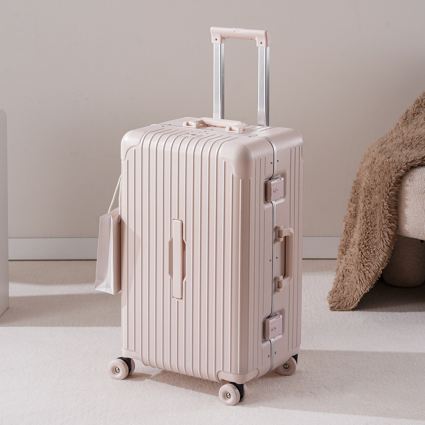 Aluminum Frame Carry On Luggage - กระเป๋าเดินทางโครงอะลูมิเนียมใหม่ ขนาด 20 นิ้ว แบบล้อลาก กระเป๋าเดินทางขนาดใหญ่